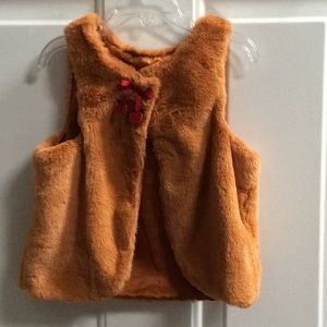 New Tahiti faux girls Rust vest Sz 5